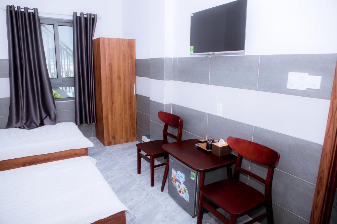Trường Phúc Vinh Hotel Phan Thiet Exterior foto